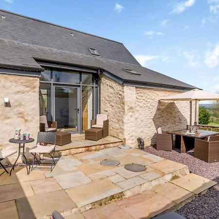 Usk Barn Apartment Llanbadoc Exterior photo